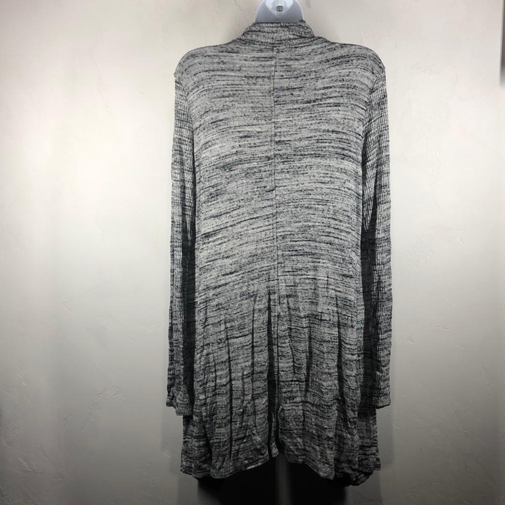 Laila Jayde gray open cardigan size medium - Picture 5 of 9